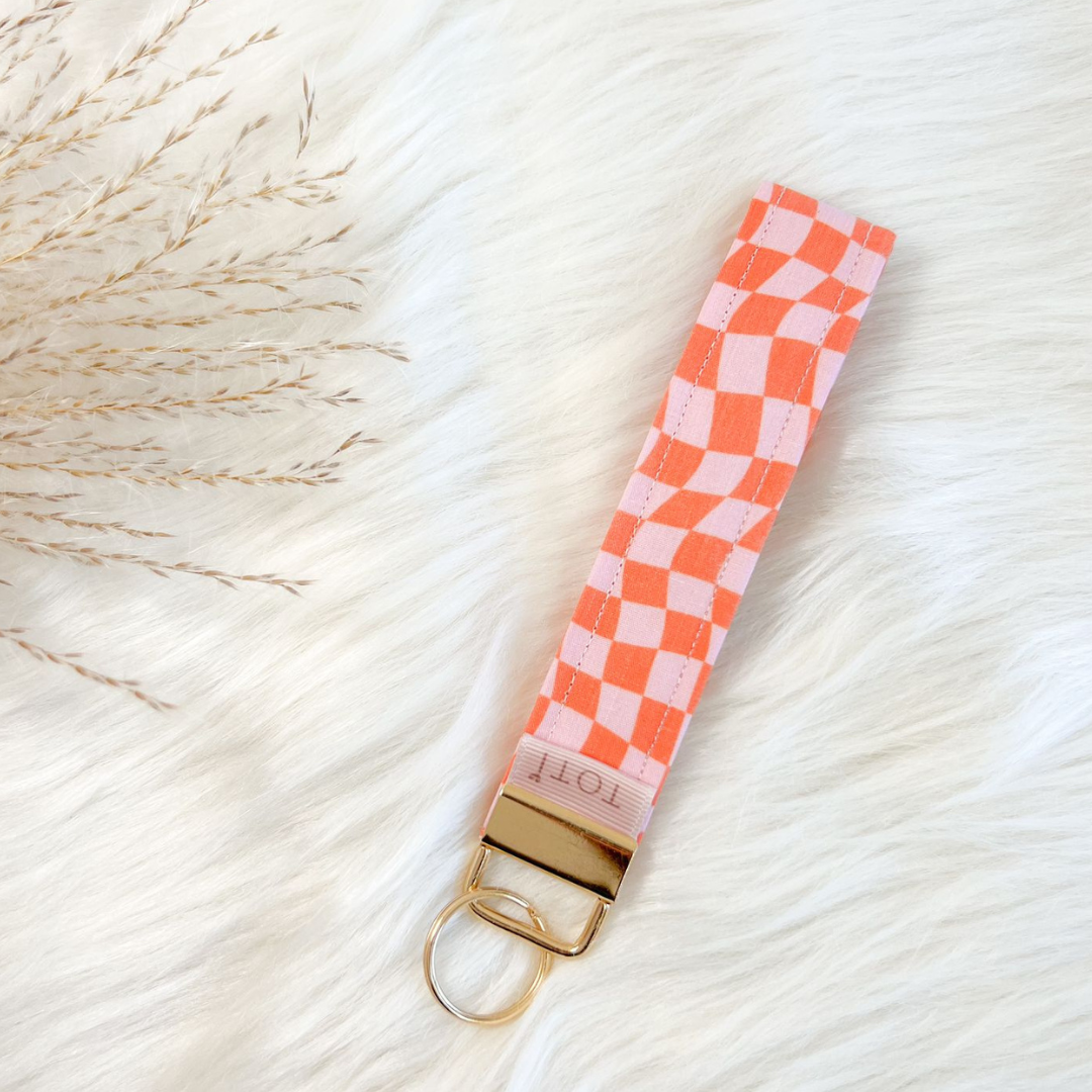 Wristlet Keychains, Fob Daisy Wristlet, Custom keychains, Handmade, Pink & Orange Wavy Checkered retro