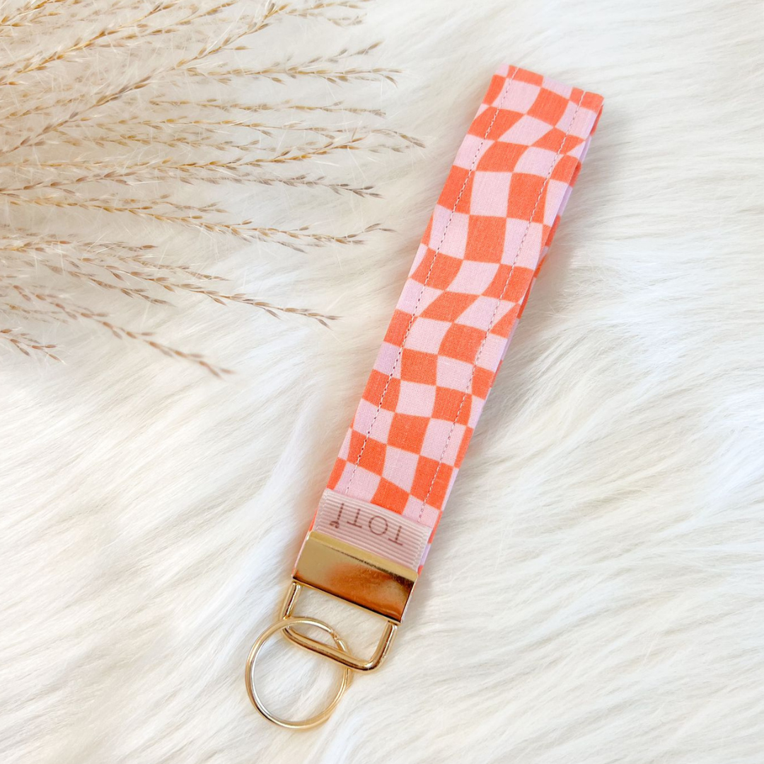 Wristlet Keychains, Fob Daisy Wristlet, Custom keychains, Handmade, Pink & Orange Wavy Checkered retro
