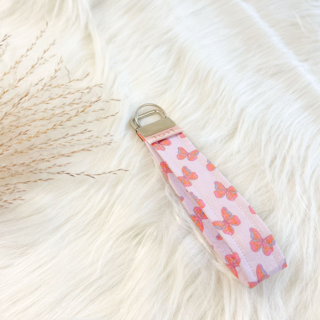 Wristlet Keychains, Fob Daisy Wristlet, Custom keychains, Handmade, Butterfly