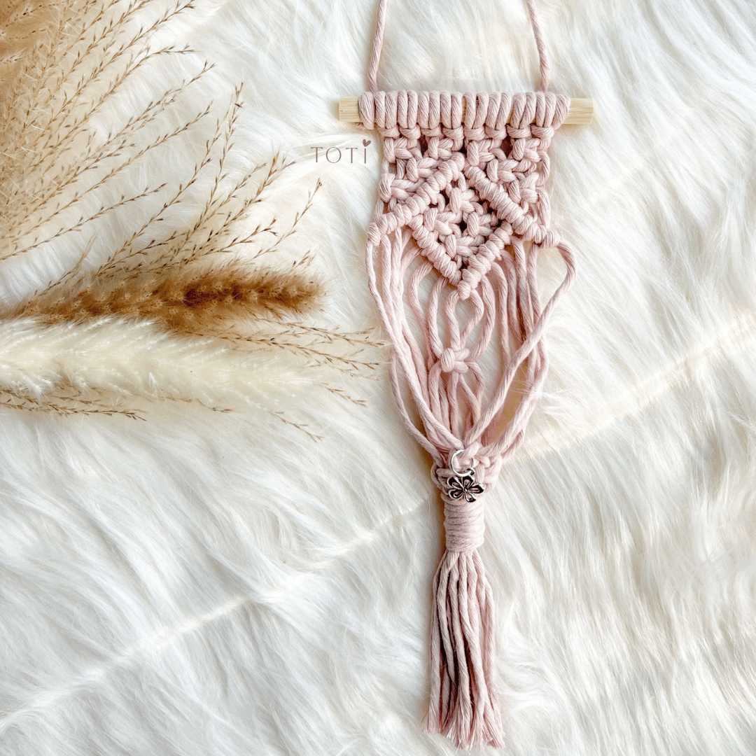 Macrame Air Plant Holder , Cute Handmade for your Home, Aesthetic Plant Hanger