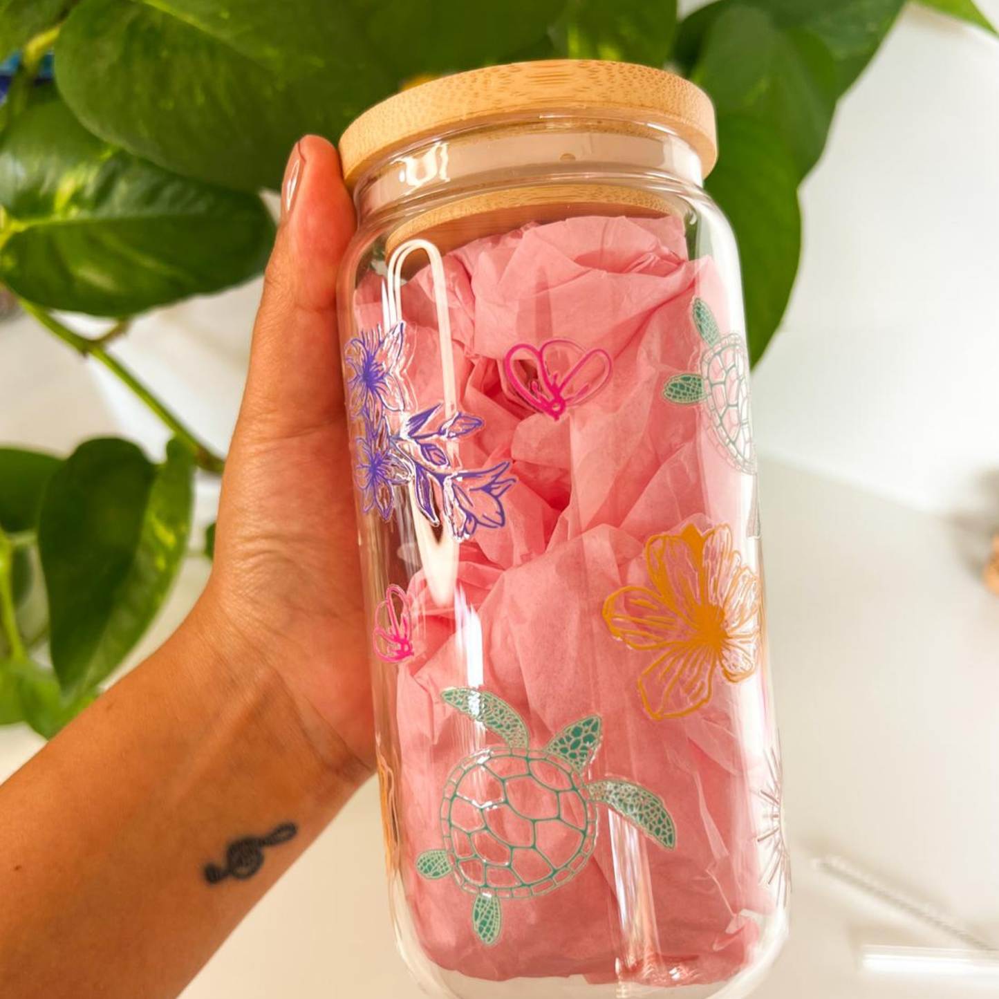 Ocean Turtle - 16 oz  Glass iced coffee Cup