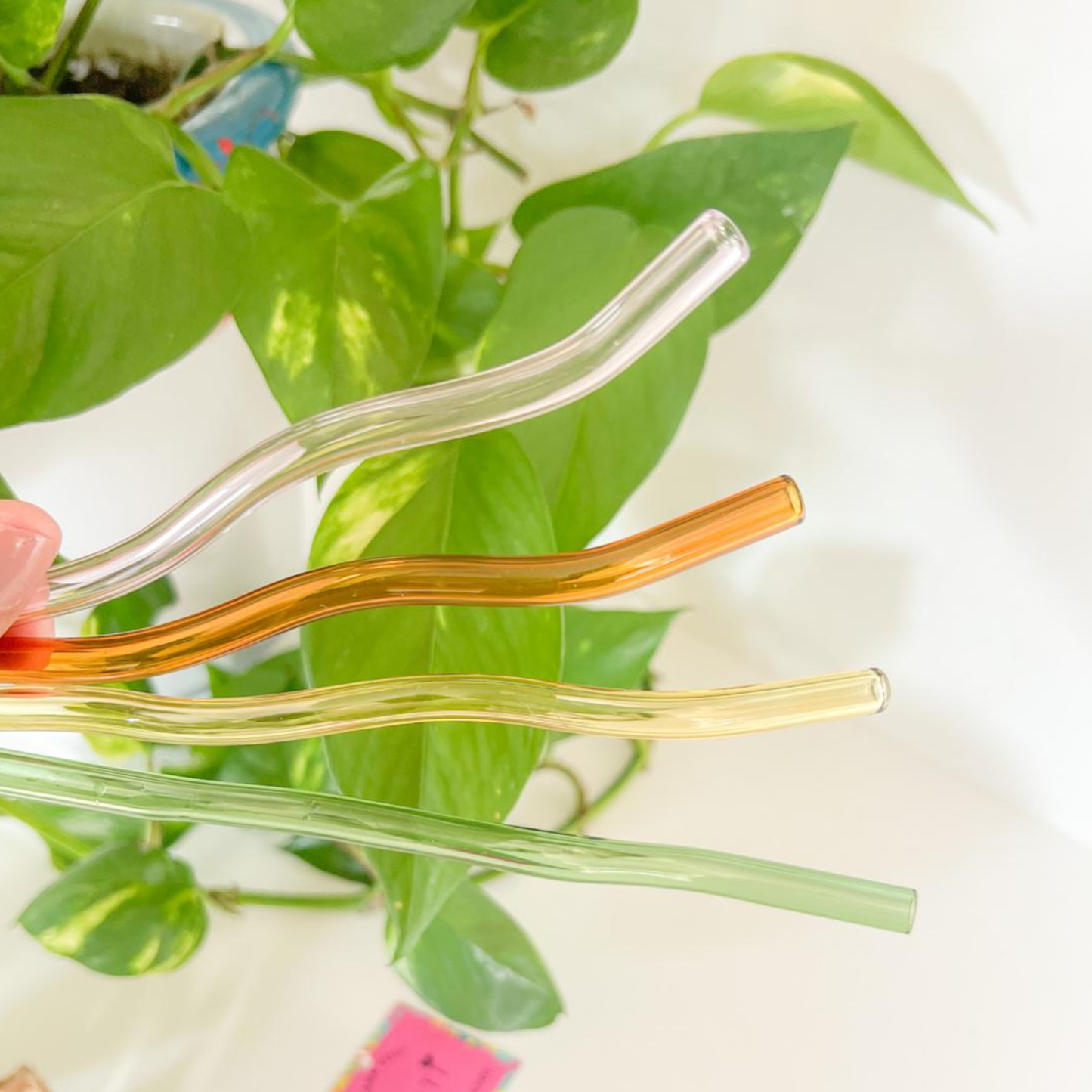 Wavy Glass Straws - Includes Brush Straw